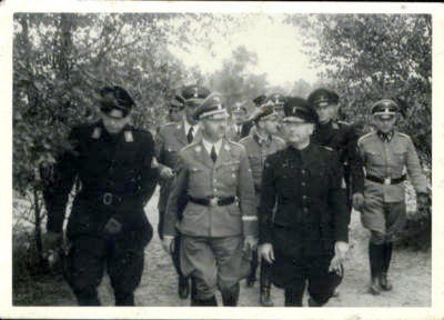 1944-02-01 - Avegoo…