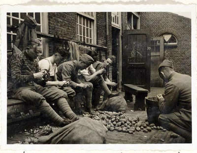 1939-08-29 - Leiden…