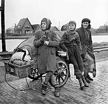 1945-02 - Nederland…